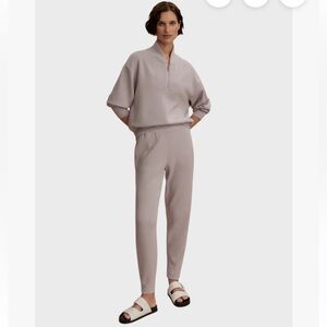 NEW🤍The Varley DoubleSoft® The Slim Pant 25" in the Raindrops color XS $120